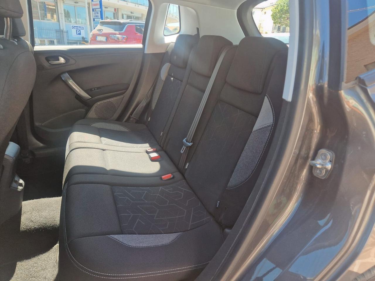 Peugeot 2008 PureTech 82 S&S Style