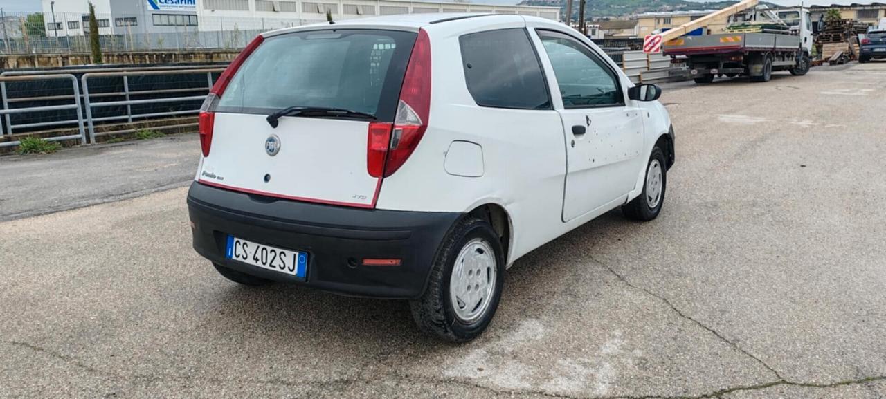 Fiat Punto 1.9 JTD 3 porte Dynamic