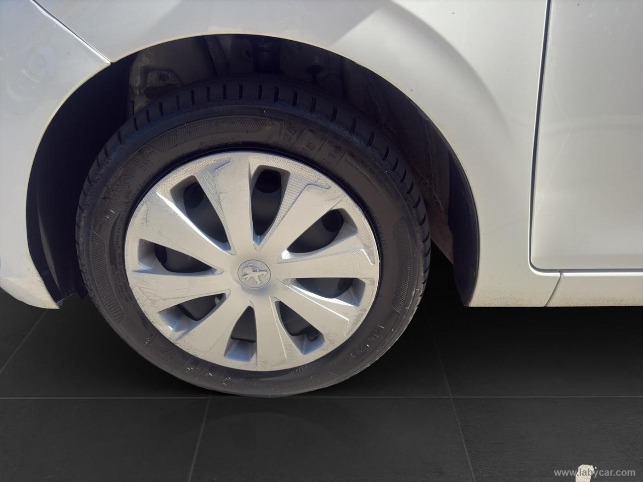 PEUGEOT 108 VTi 68 ETG 5p. Allure CAMBIO AUTOMATICO