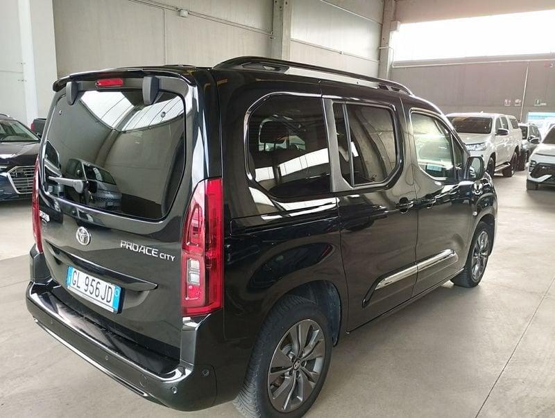 Toyota Proace City Verso 1.5D 130 CV S&S Short A/T Luxury