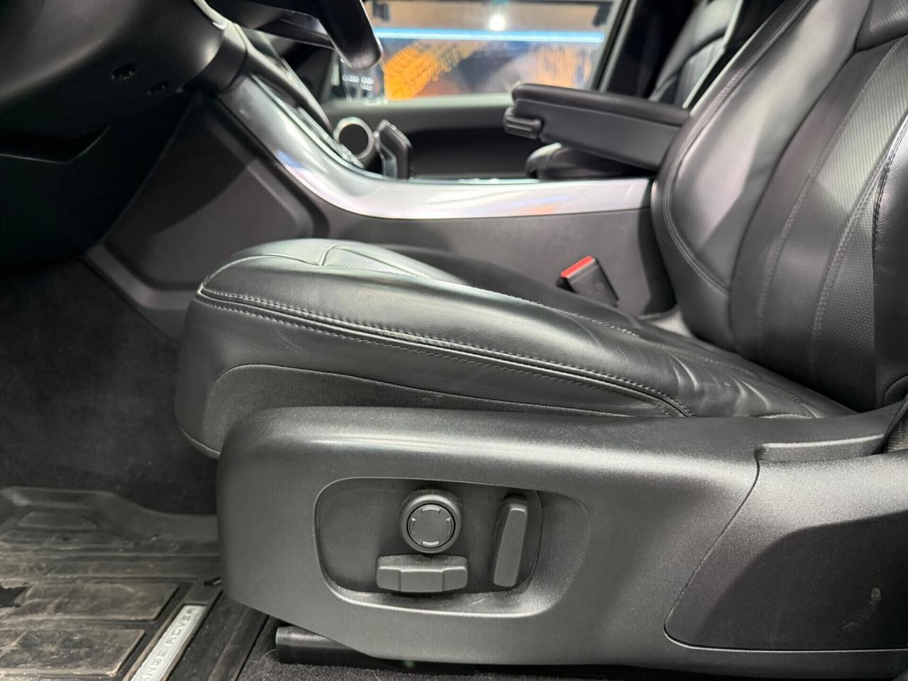 Land Rover Range Sport 3.0D l6 249 CV HSE Dynamic Stealth (344)