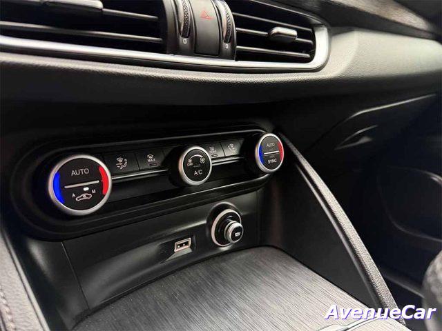 ALFA ROMEO Stelvio 2.2 t Super LEVE AL VOLANTE APPLECARPLAY IVA ESP.