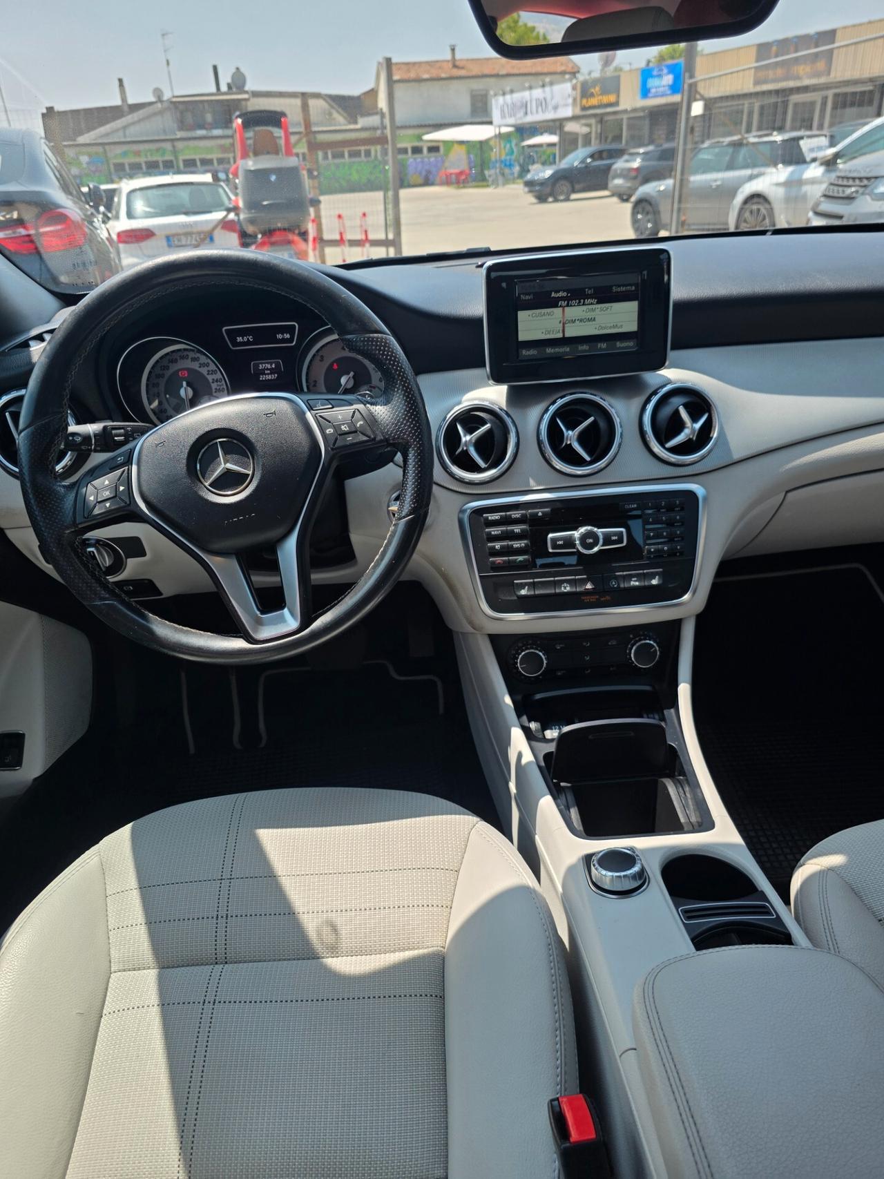 Mercedes-benz GLA 200 GLA 200 d Automatic Sport