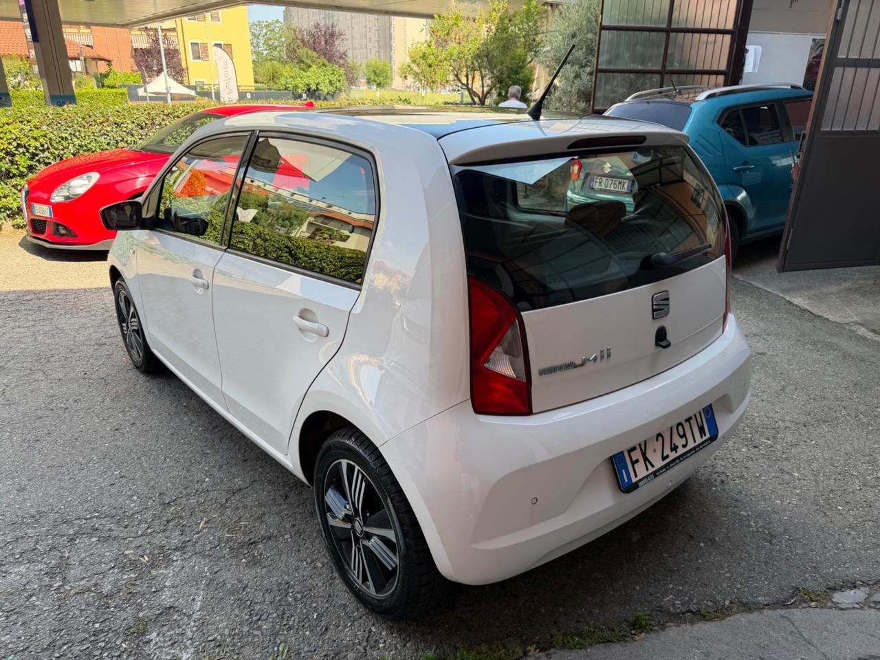 Seat Mii 1.0 68 CV 5 porte by Cosmopolitan Ecofuel