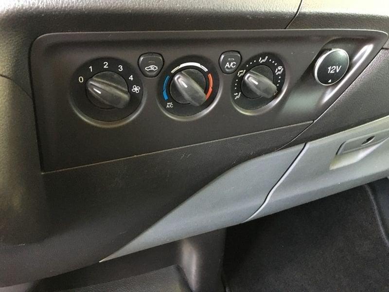 Ford Transit Custom 300 2.2 TDCi 9 POSTI Combi Trend IVA ESPOSTA * GANCIO TRAINO