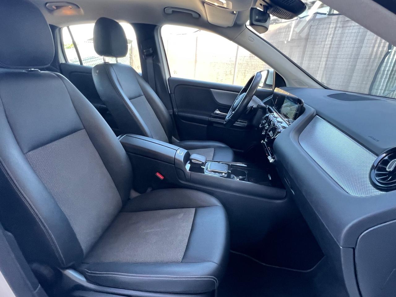 Mercedes-benz GLA 180 d Business FINANZIABILE