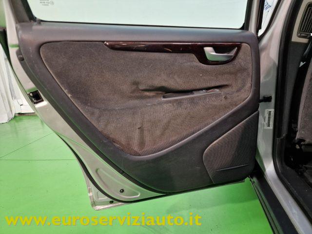 VOLVO V70 2.4 D5 20V cat