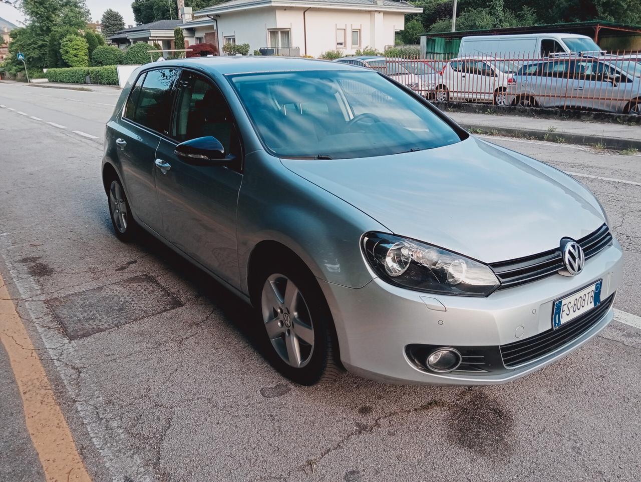 Volkswagen Golf 6 1.6 TDI DPF 5p. Highline