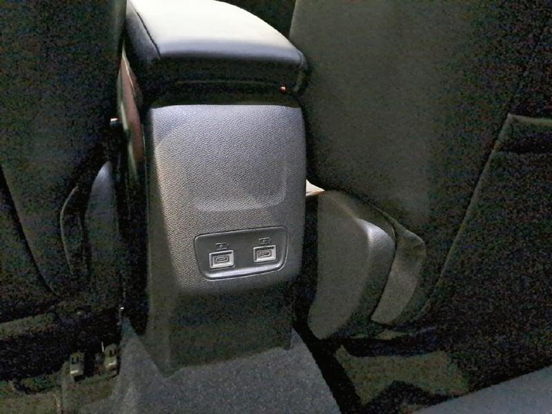 Lancia Ypsilon Ibrida 100cv LX e-DCT