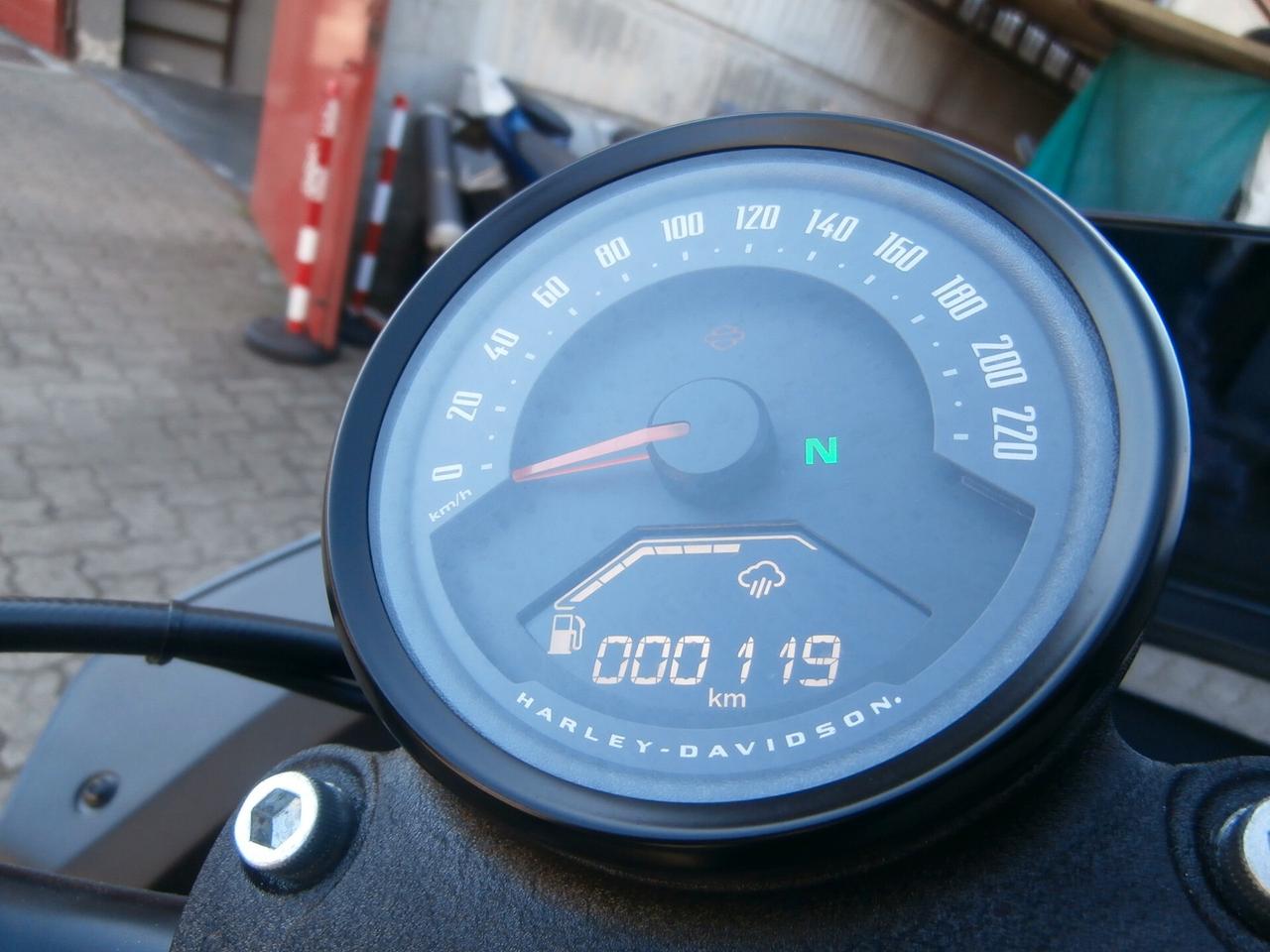 Harley-davidson Low Rider ST (2025 - 26) passaggio incluso.