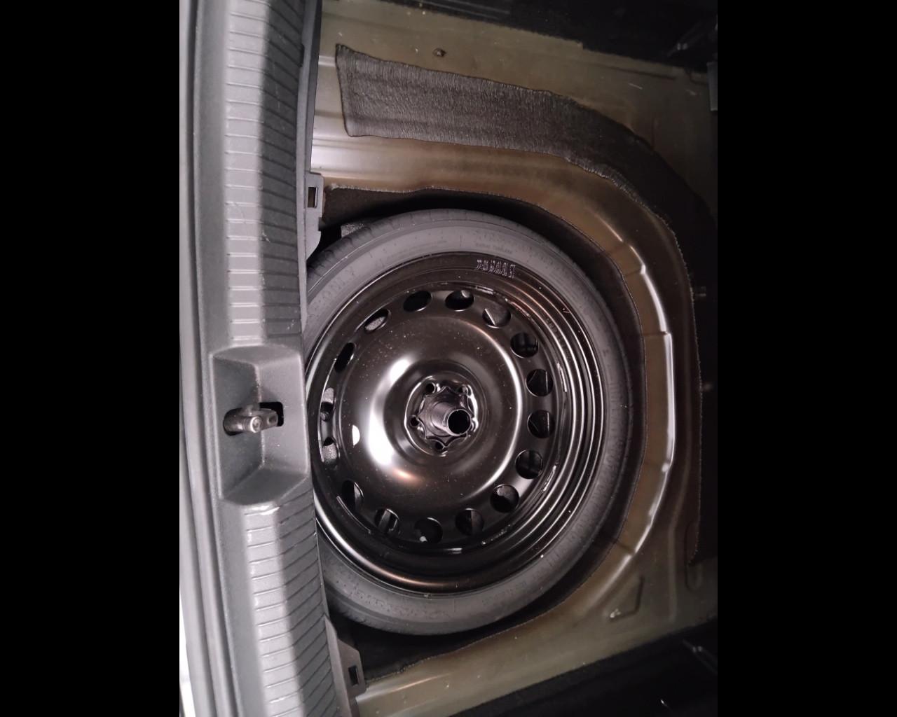 VOLKSWAGEN Taigo - Taigo 1.0 tsi Life 115cv