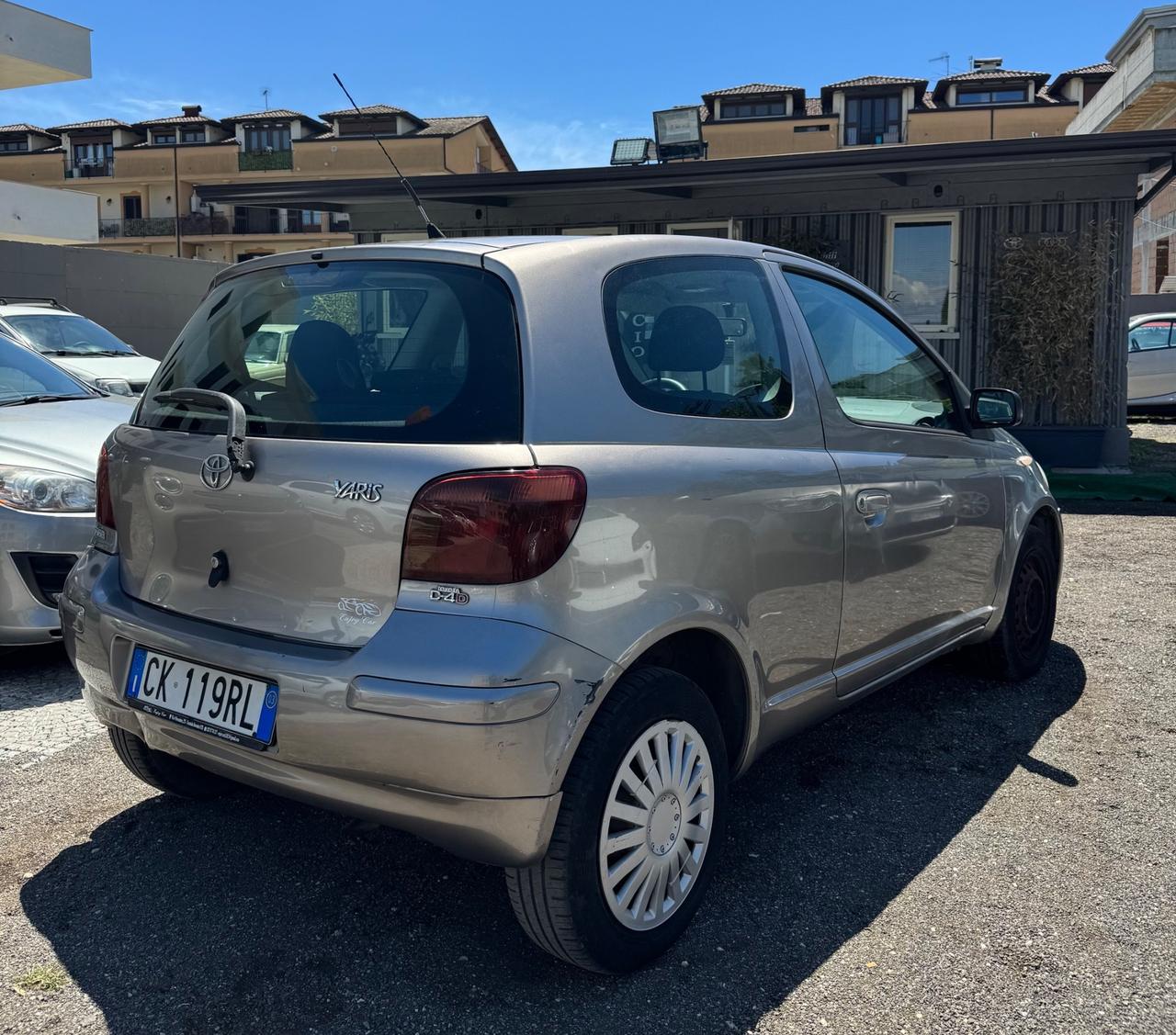 Toyota Yaris 1.4 tdi D-4D cat 3 porte Sol