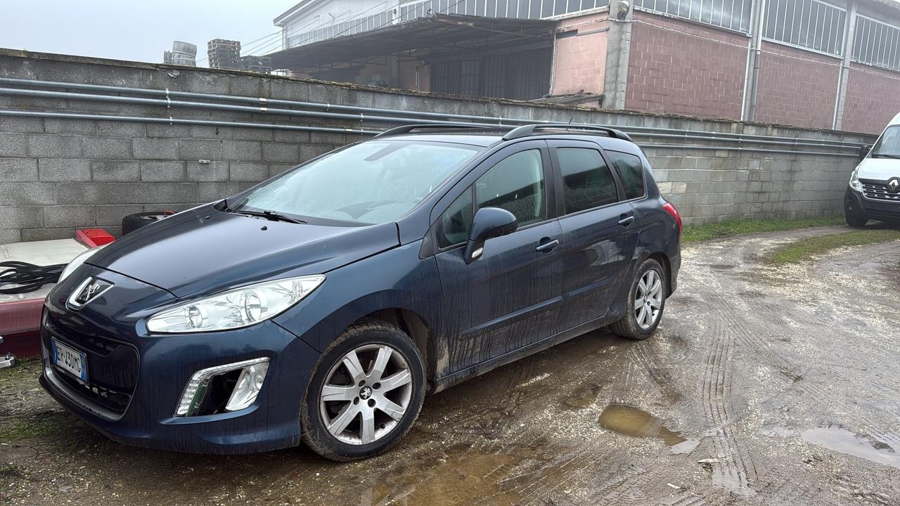 Peugeot 308 1.6 Diesel- PER COMERCIANTI