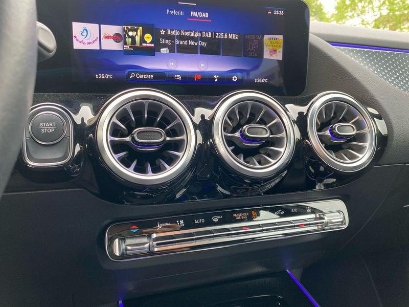 Mercedes-Benz EQA 300 Progressive Advanced 4matic