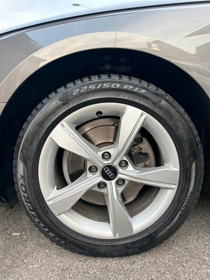 Audi A4 35 TDI/163 CV S tronic line edition