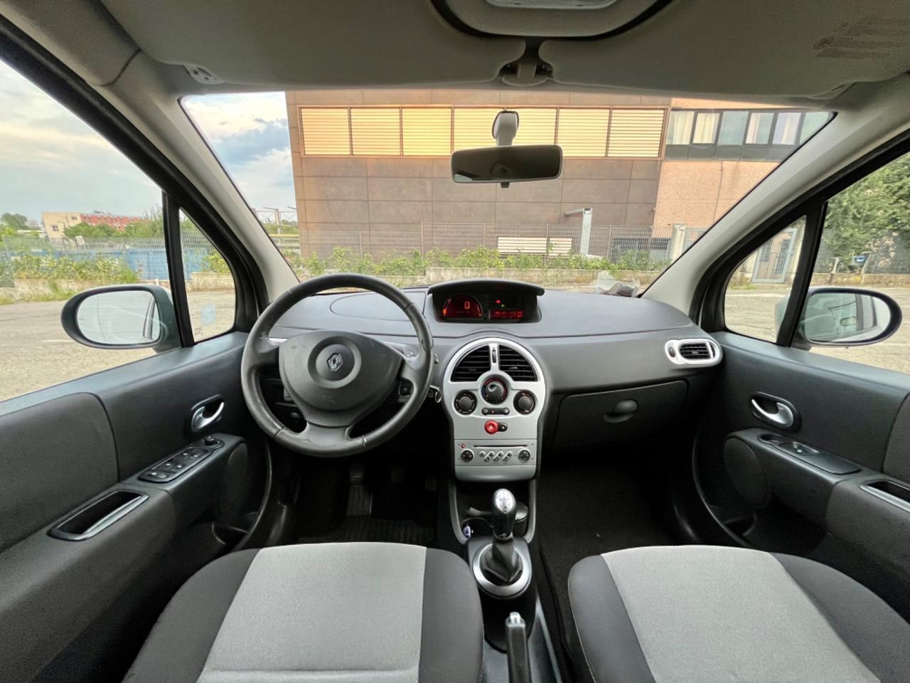 Renault Modus 1.2benz 2010 97.000km tutto fatto