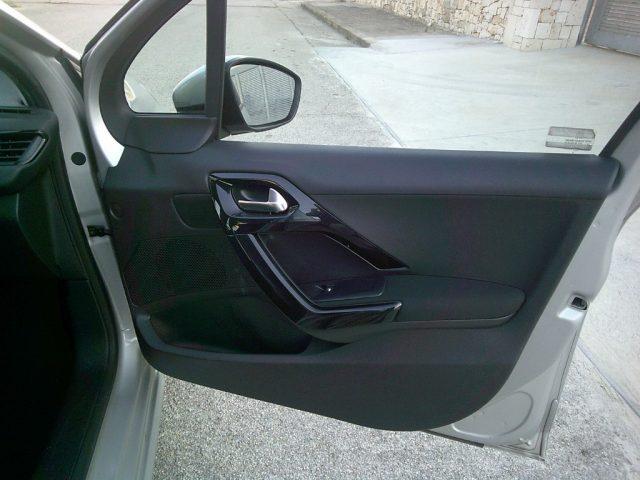 PEUGEOT 208 1° serie PureTech 82 5 porte Active