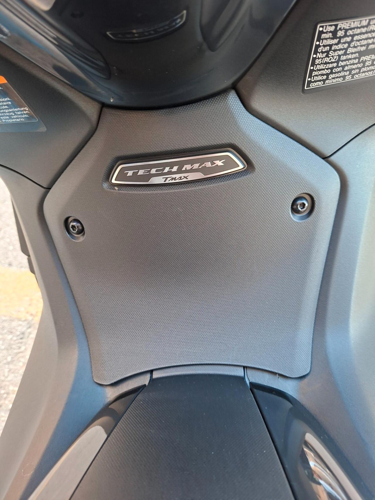 Yamaha T Max 560