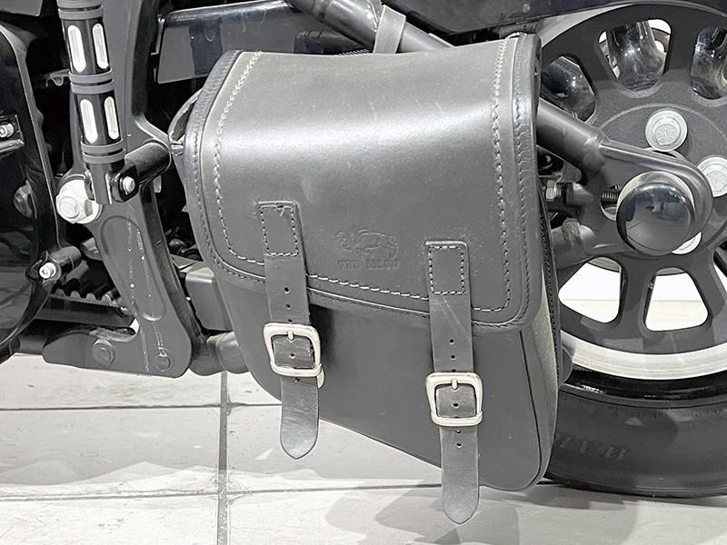 Harley Davidson Softail Blackline 1584