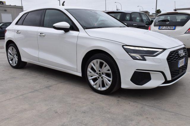 AUDI A3 SPB 30 TDI S tronic Business *Navi, Led*