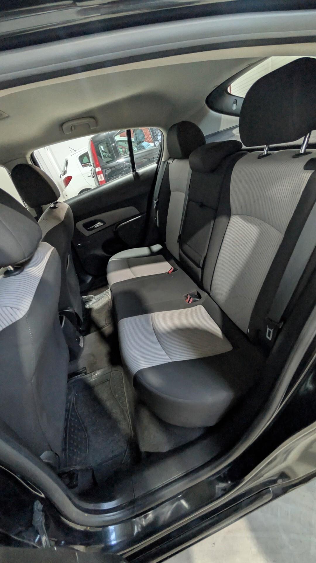 Chevrolet Cruze 1.6 5 porte GPL