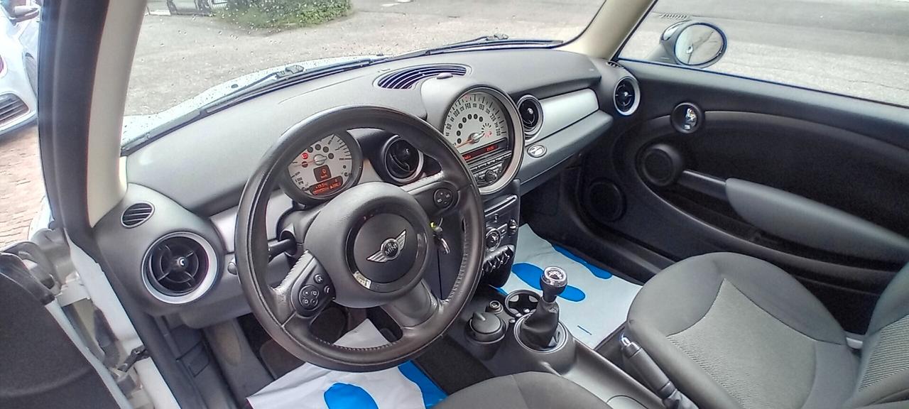 Mini Mini 1.6 16V Cooper