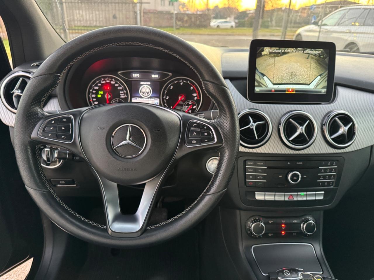 Mercedes-benz B 180 B 180 d Automatic Premium next Navi Led Telecamera Full