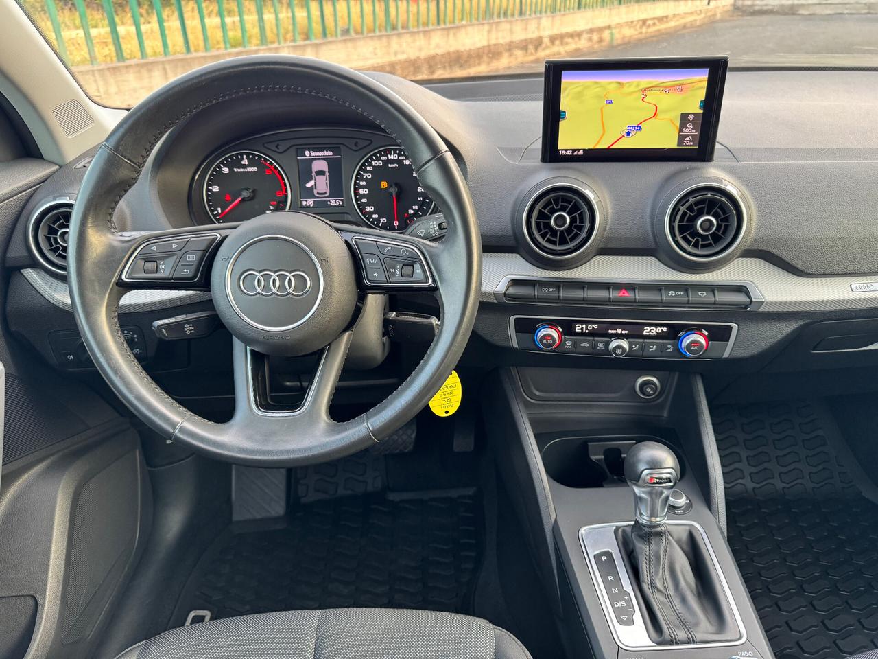 Audi Q2 30 TDI S tronic Business Design