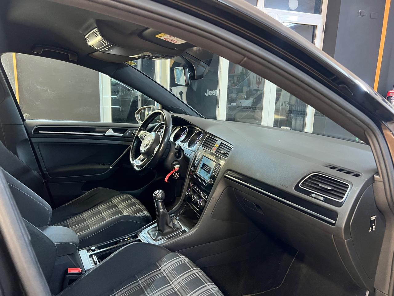 Volkswagen Golf GTD 2.0 TDI 5p. BlueMotion Technology
