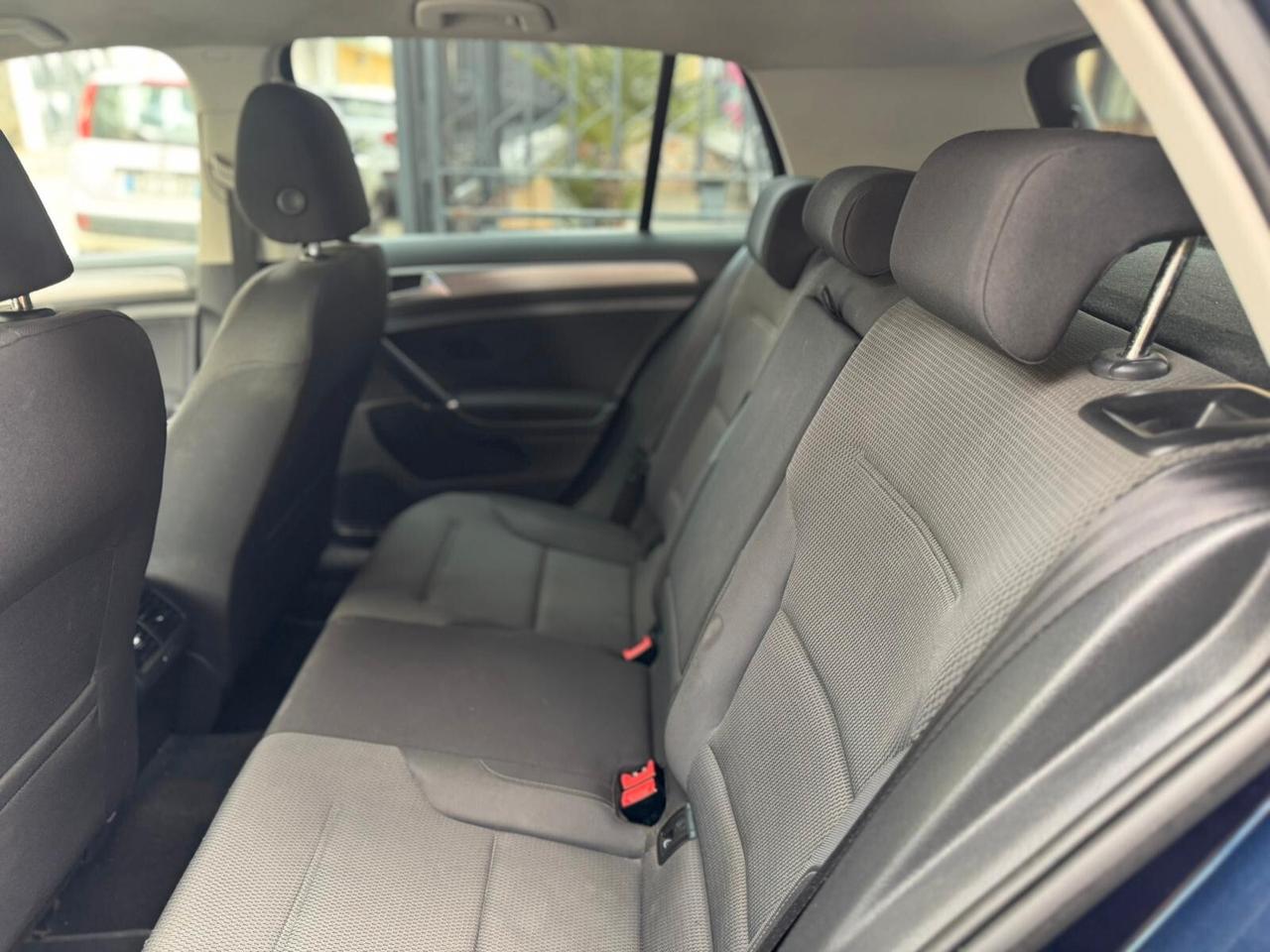 Volkswagen Golf 1.6 TDI Highline BlueMotion Technology