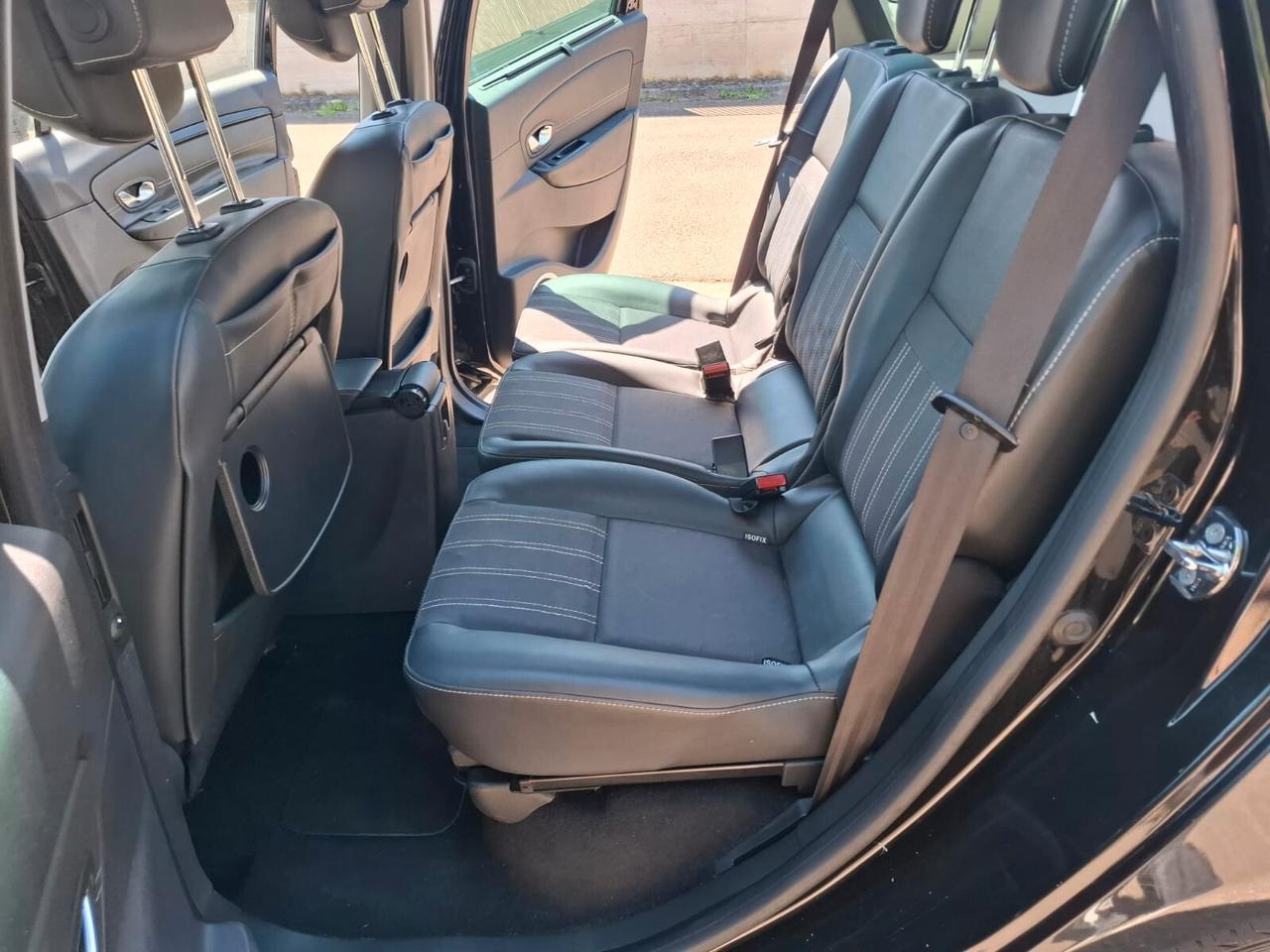 Renault Scenic 1.5 dCi del 2012 SOLO 96.000 KM