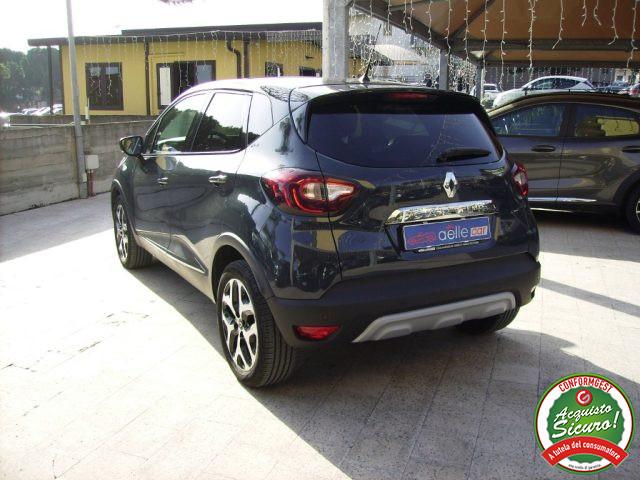 RENAULT Captur dCi 8V 90 CV EDC Initiale Paris