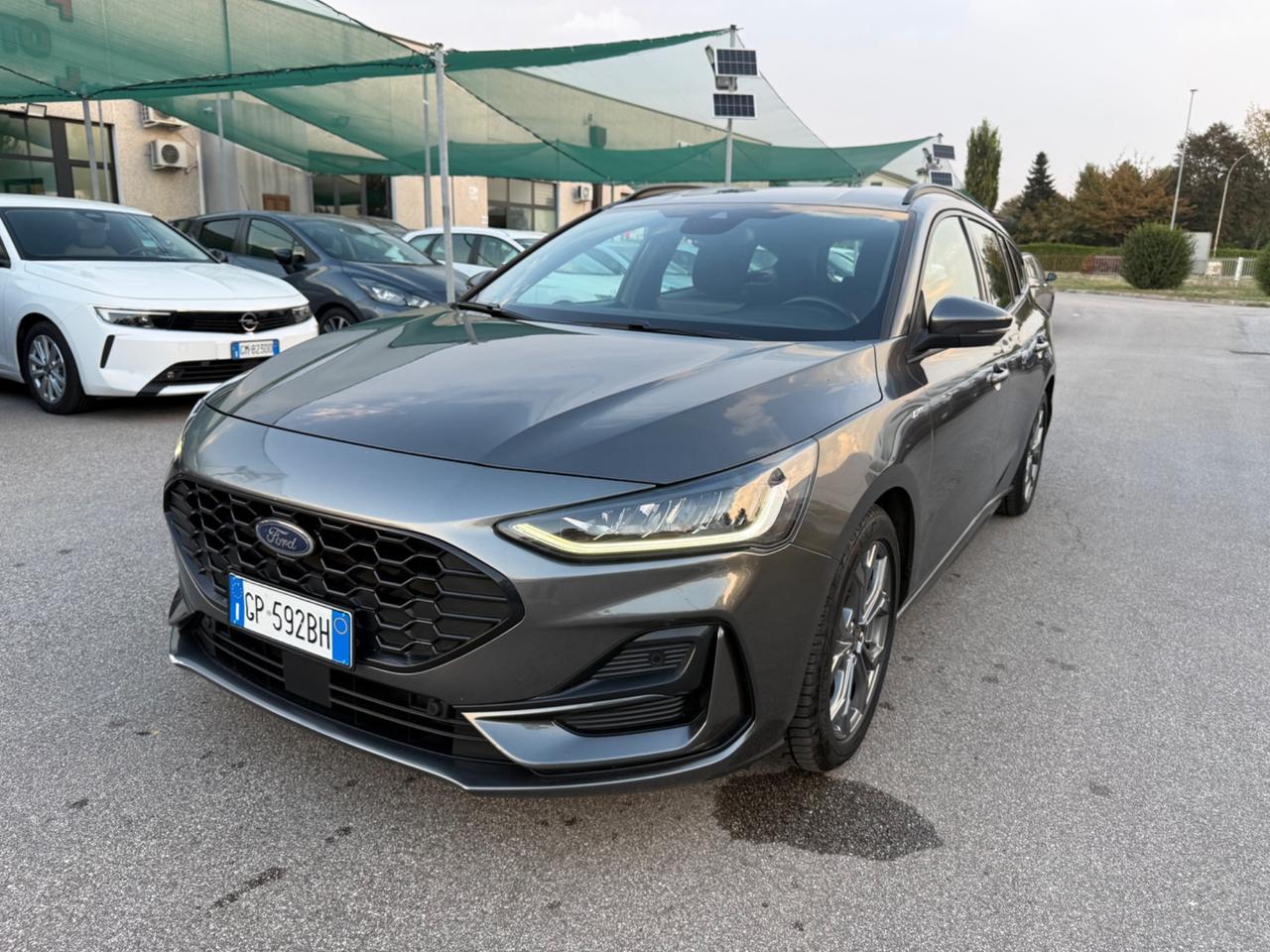 Ford Focus 1.0 EcoBoost Hybrid 125CV Powershift SW ST-Line Design
