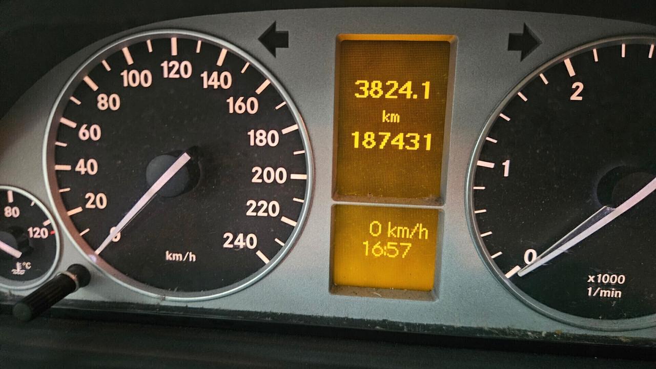 Mercedes-benz B 180 CDI Premium