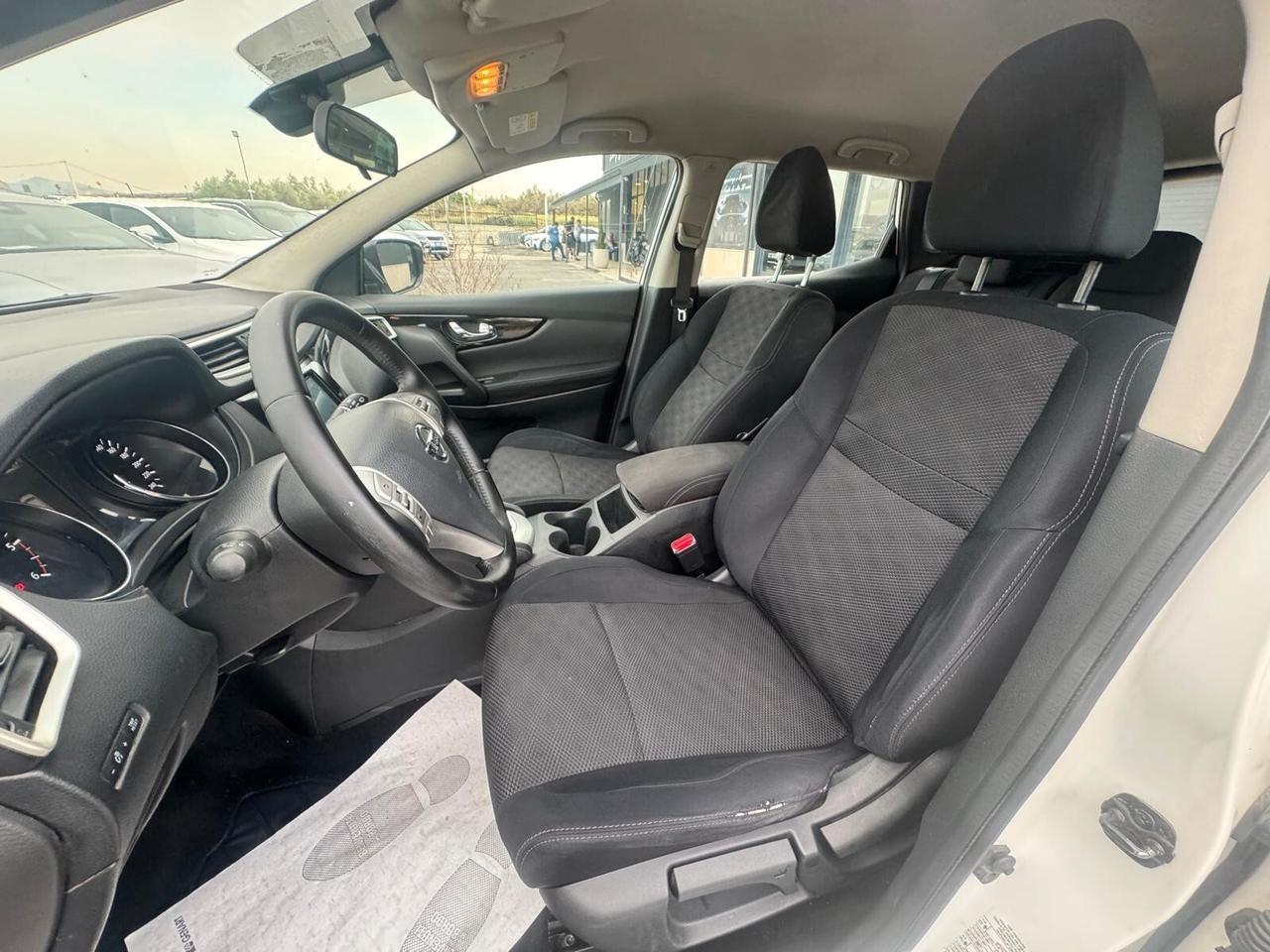 Nissan Qashqai 1.6 dCi automatica 131cv
