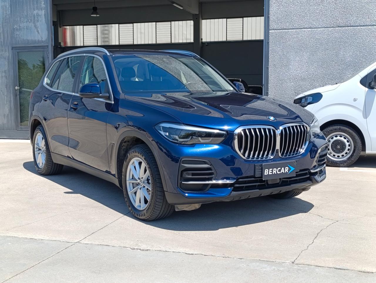 BMW X5 xdrive40d mhev 48V Business auto