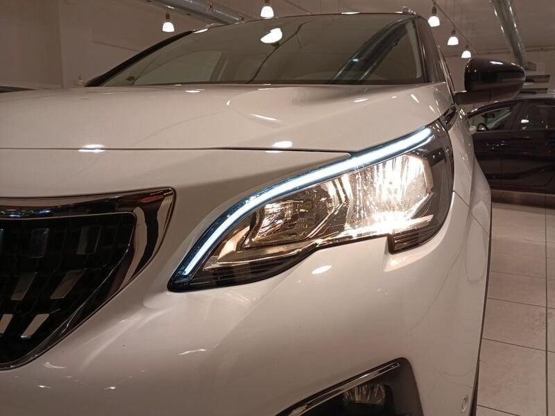 Peugeot 3008 BlueHDI 130 EAT8 S&S Allure