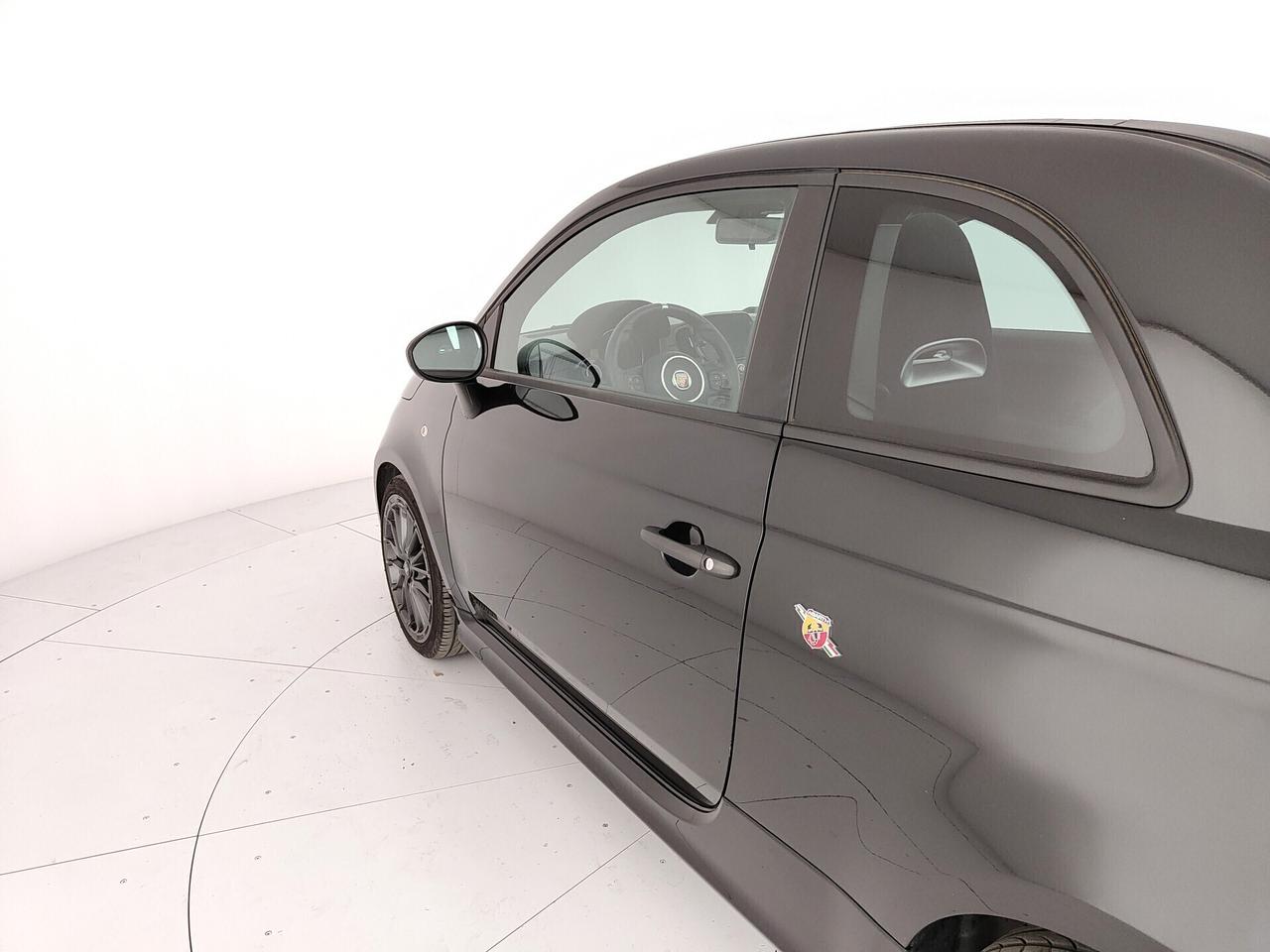 Abarth 595 C 1.4 Turbo T-Jet 165 CV