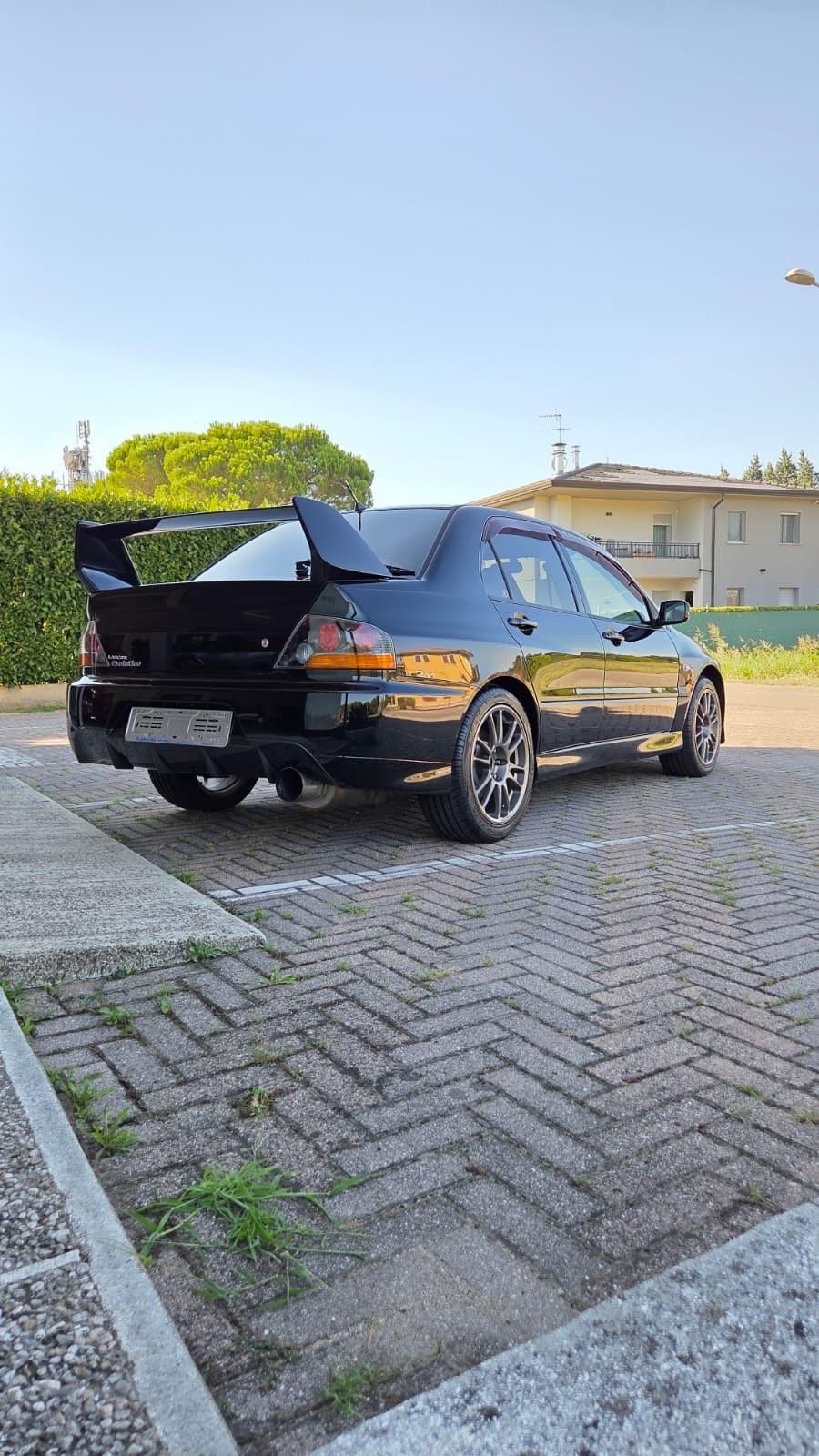 Mitsubishi Lancer Evolution IX