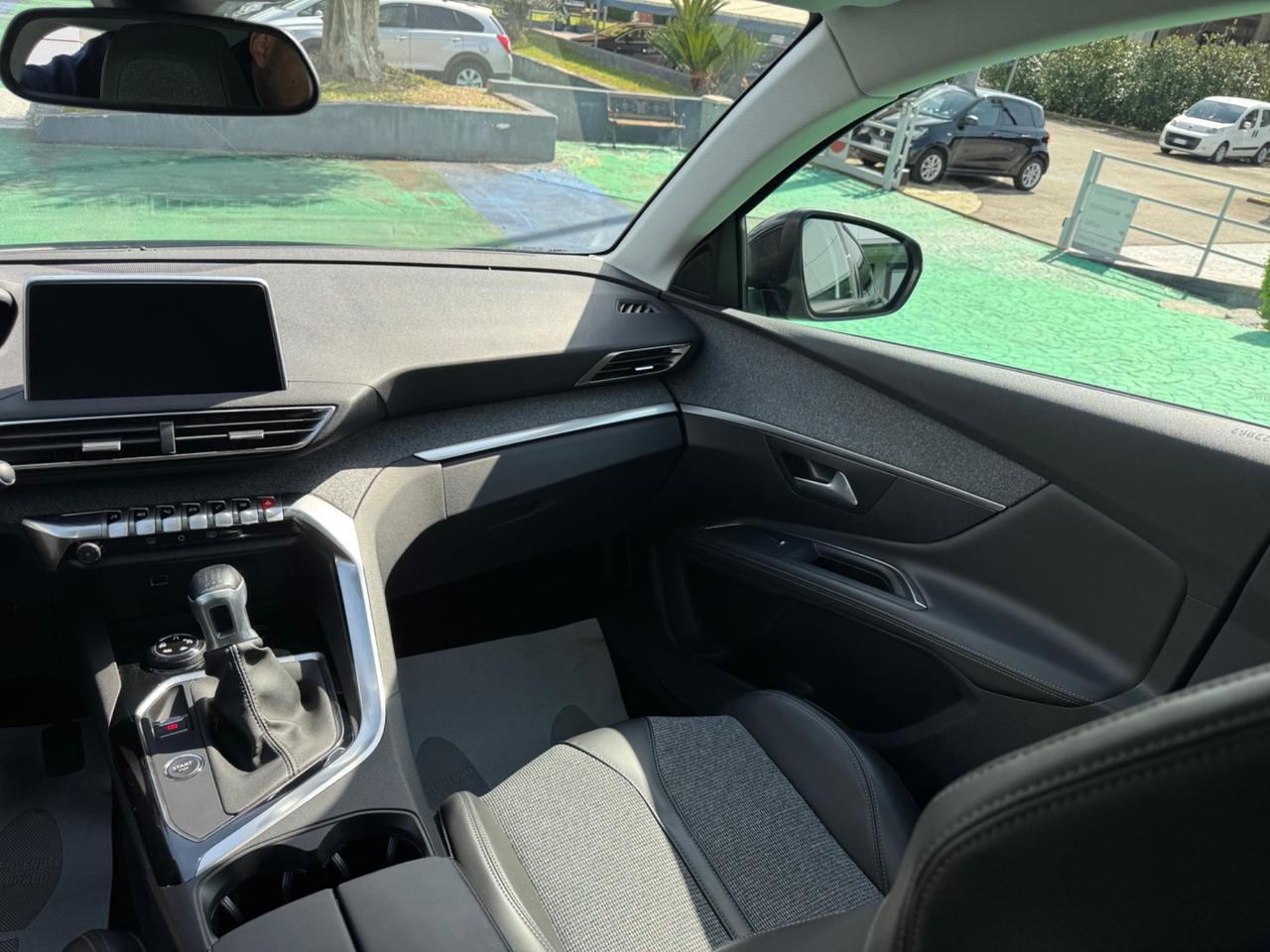 Peugeot 3008 BlueHDi 130 S&S Allure