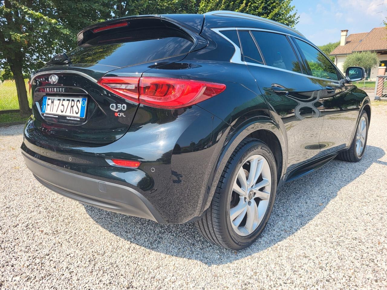 Infiniti Q30 1.5 diesel Premium Tech