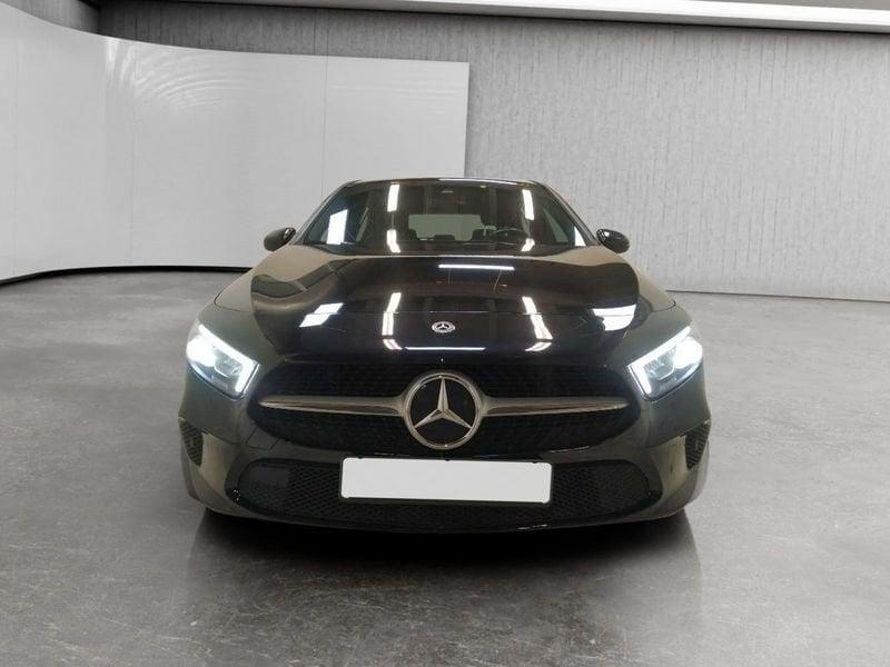 Mercedes-Benz Classe A A 180 d Sport auto
