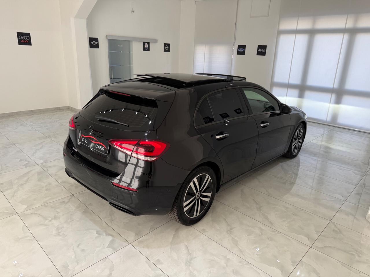 MERCEDES-BENZ A 180 D AUTOMATIC SPORT IVA ESPOSTA
