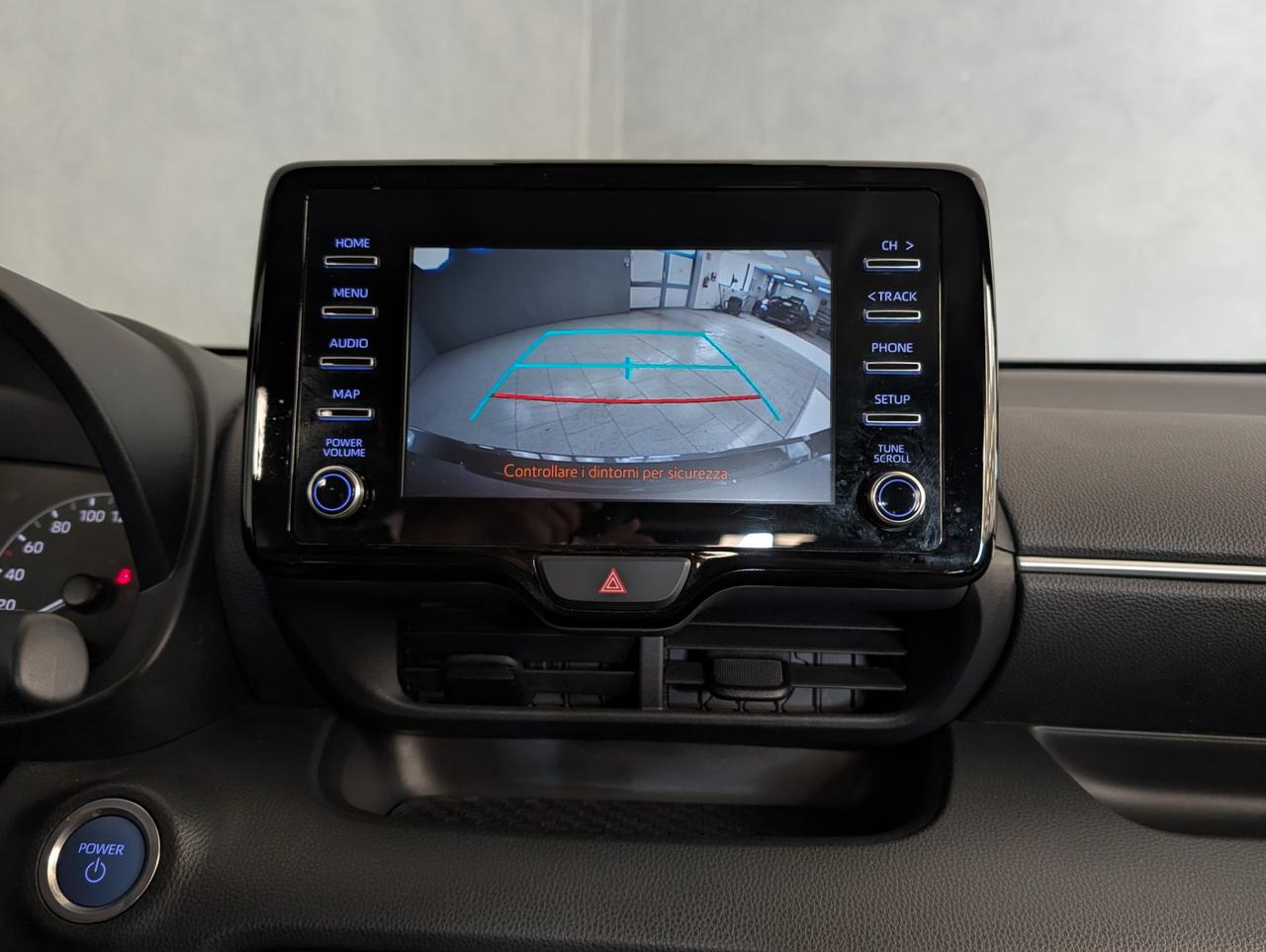 Toyota Yaris 1.5 Hybrid Automatic Business