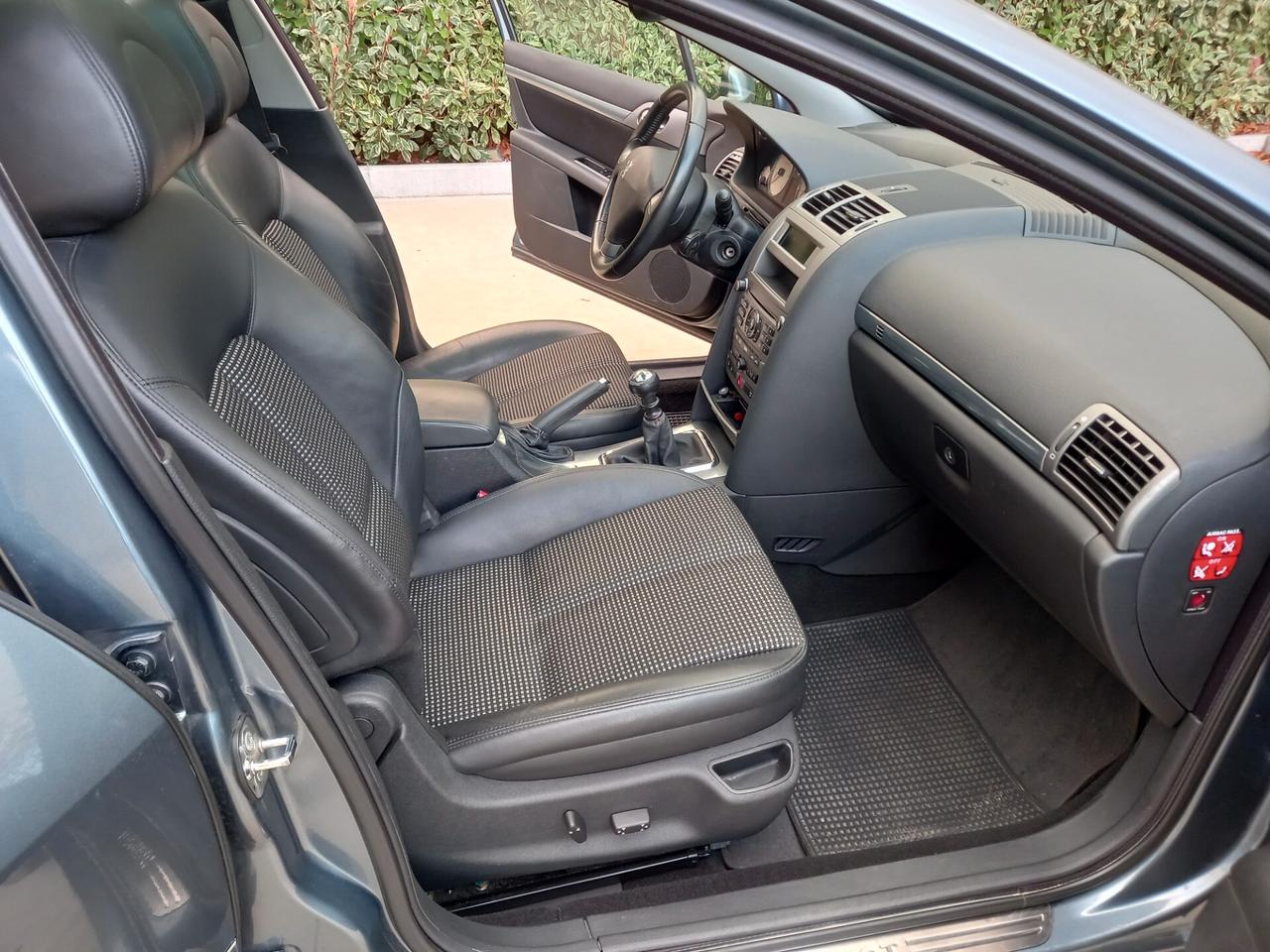 Peugeot 407 2.0 HDi Sport Pack Tecno SOLO 70000 KM!!!!!
