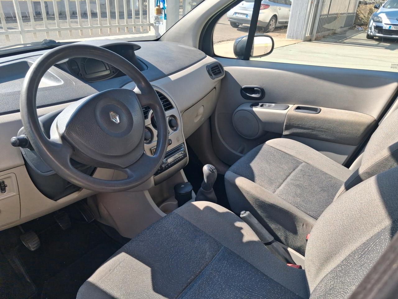 RENAULT Modus 1.500 dCi 85cv Confort Dynamique