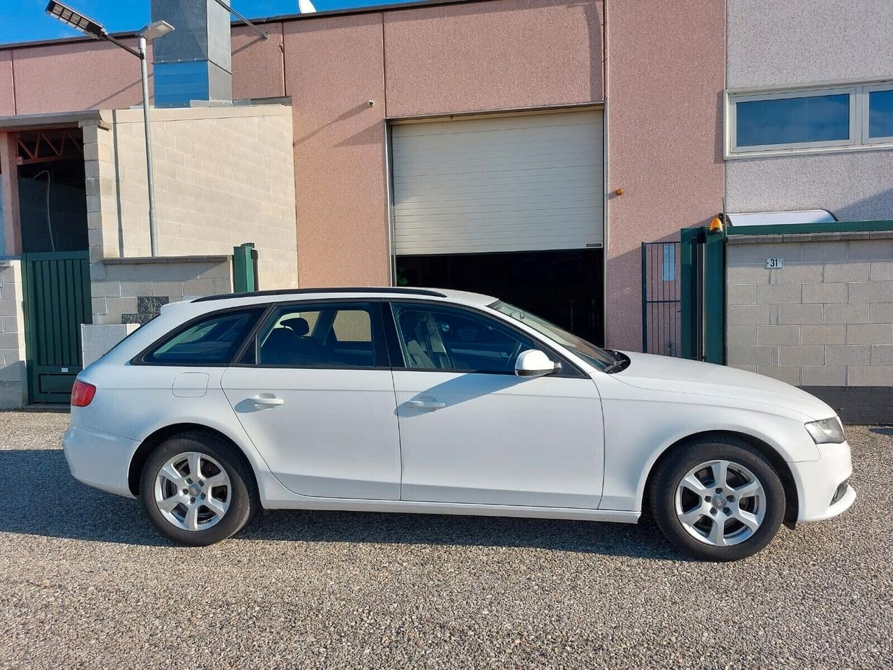 Audi A4 Avant 2.0 TDI 143CV F.AP. multitronic Advanced EURO5 !!