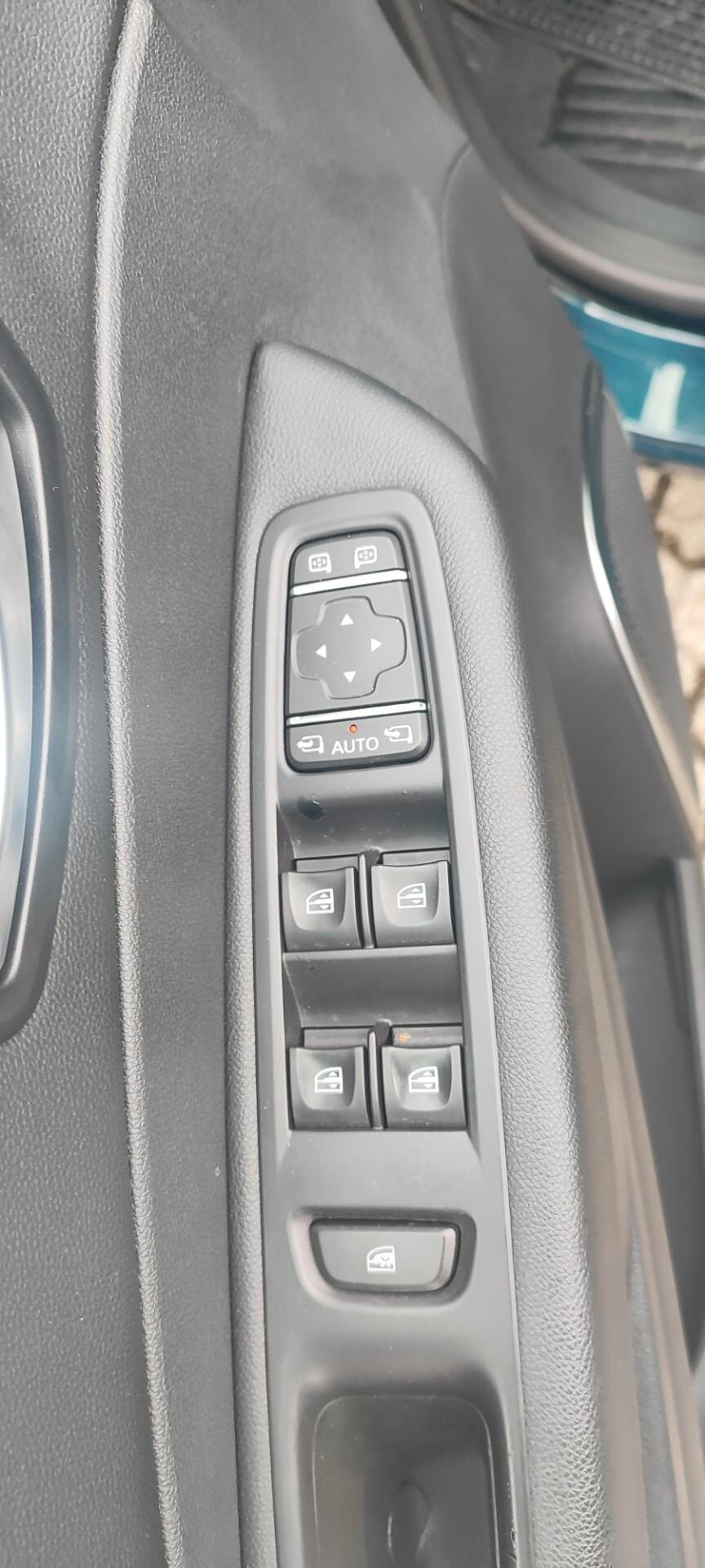 Renault Captur dCi 8V 90 CV EDC Sport Edition