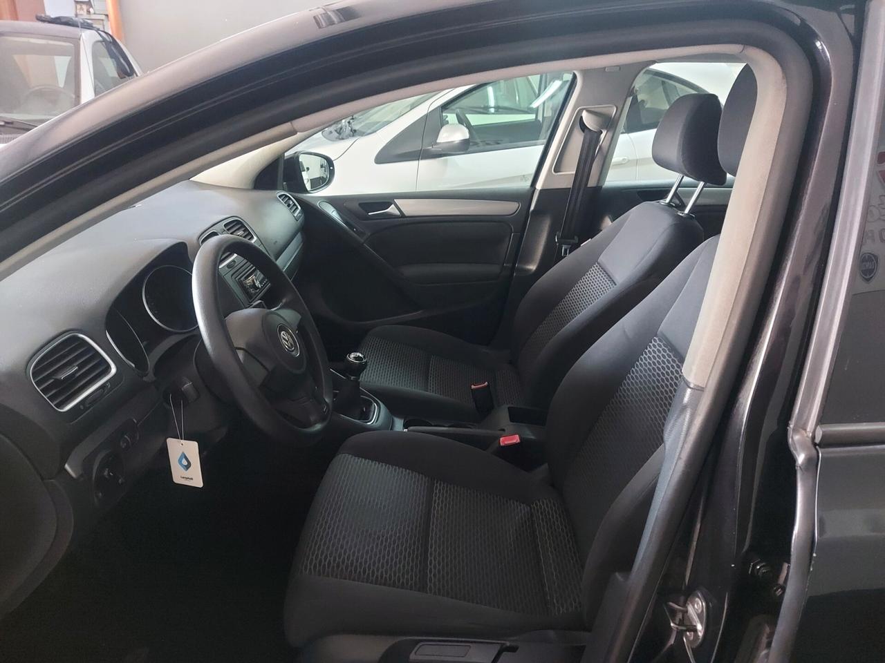 Volkswagen Golf 1.6 TDI Unico prop 2011