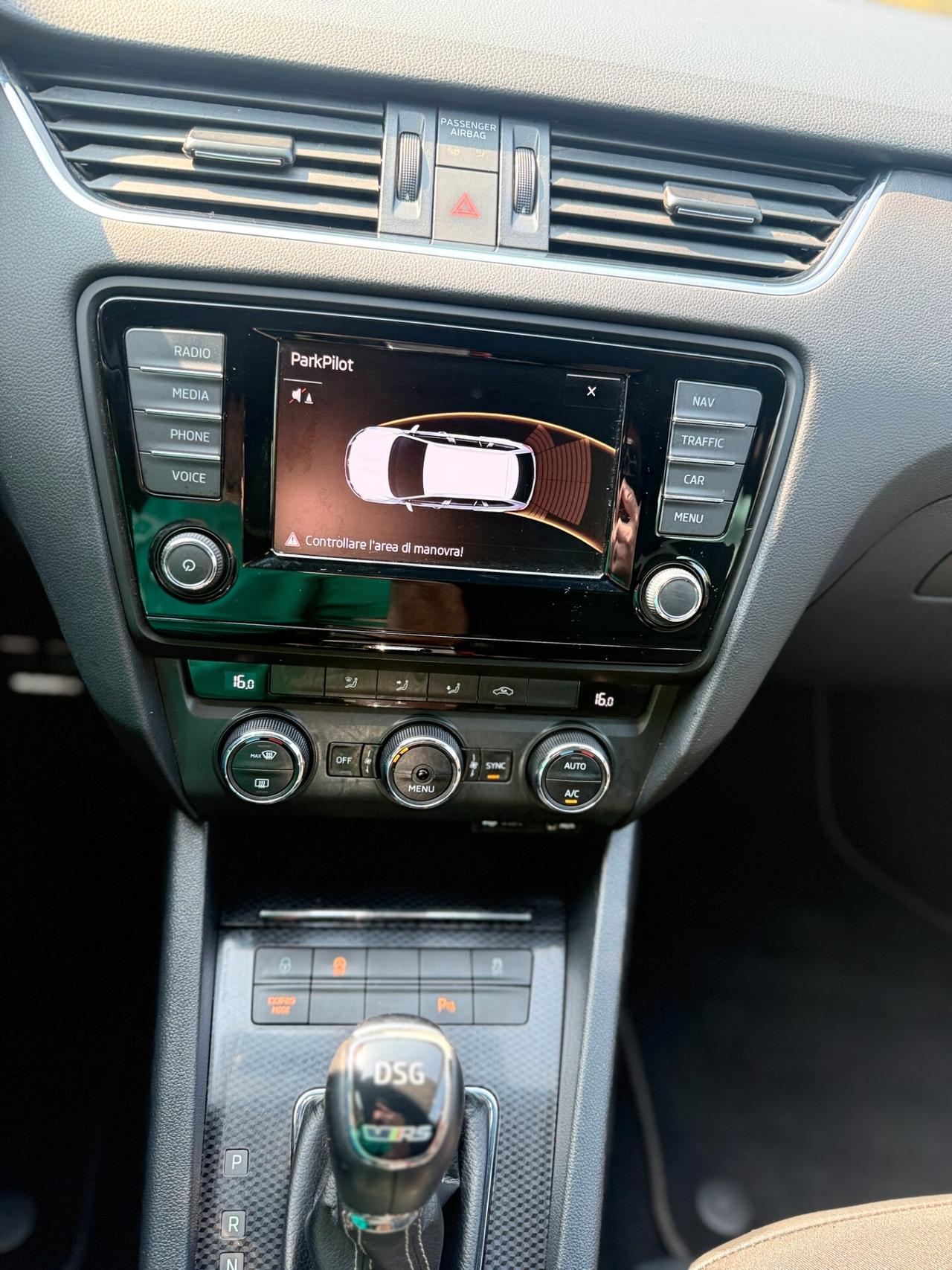 Skoda Octavia 2.0 TDI DSG Wagon RS E6 184CV